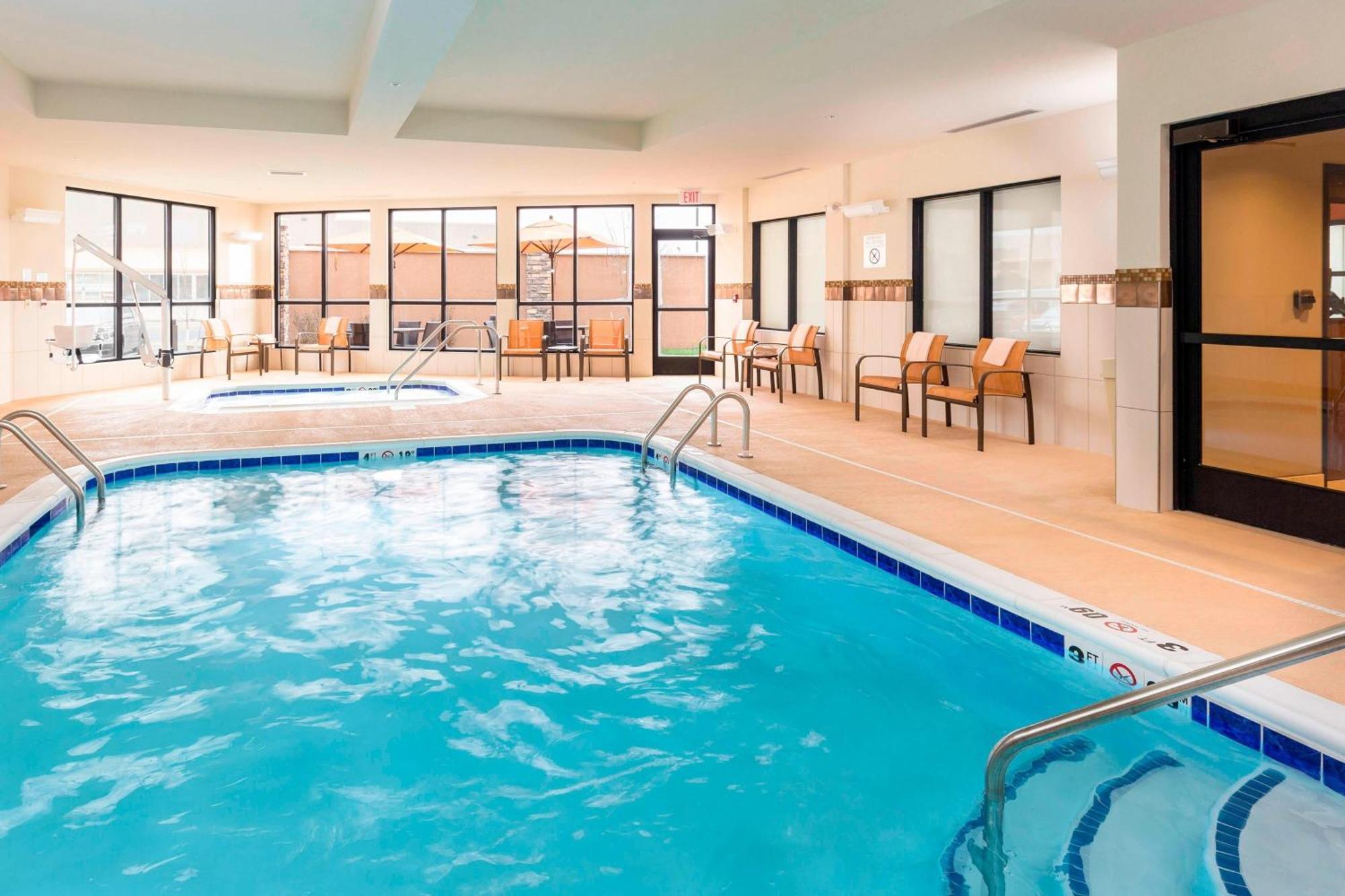 คอร์ตยาร์ด บิสมาร์ค นอร์ท Hotel ภายนอก รูปภาพ