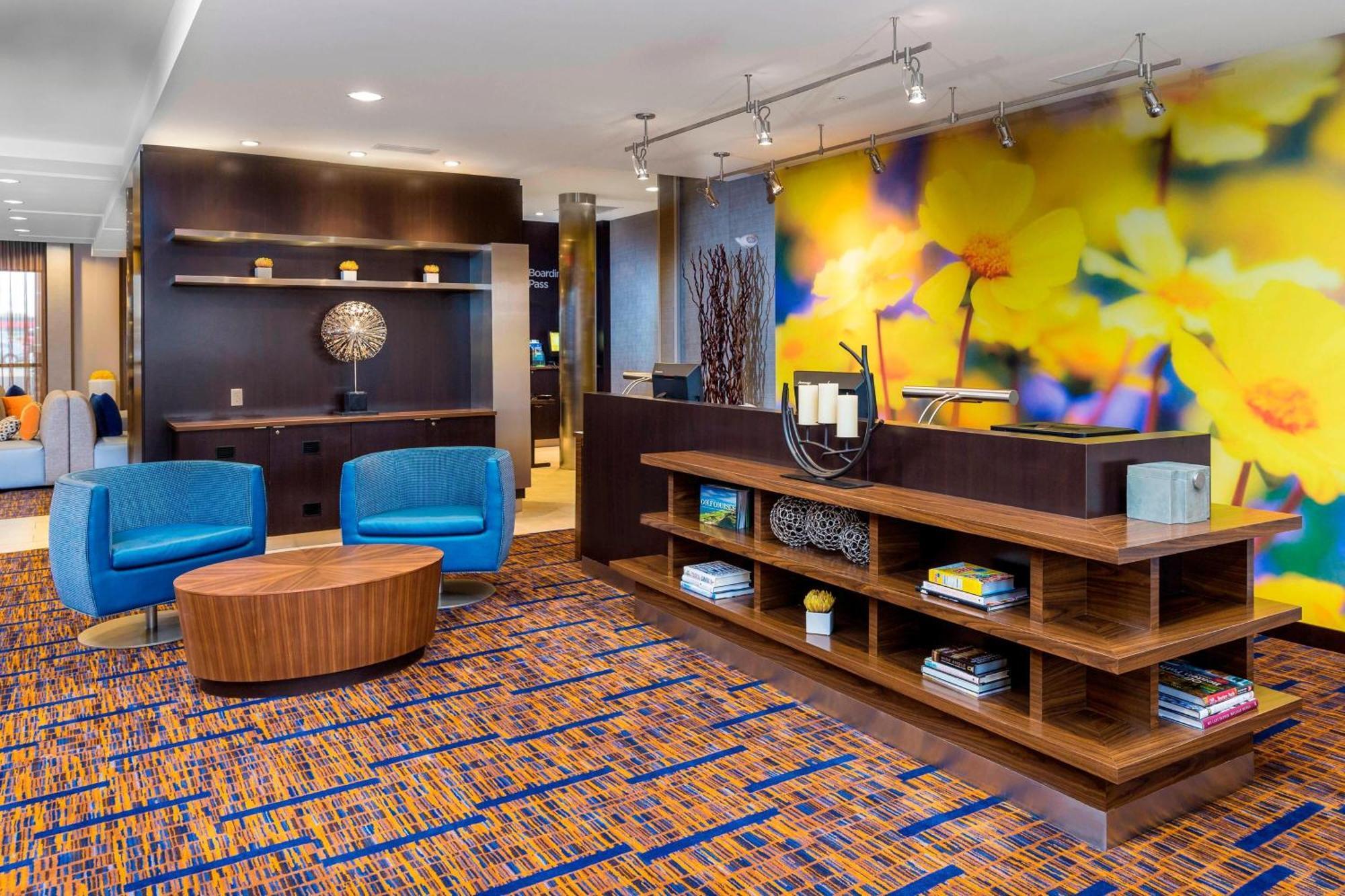 คอร์ตยาร์ด บิสมาร์ค นอร์ท Hotel ภายนอก รูปภาพ